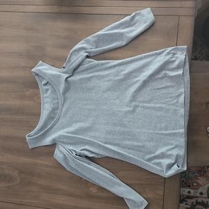 The Limited Cold shoulder top sz‎ L